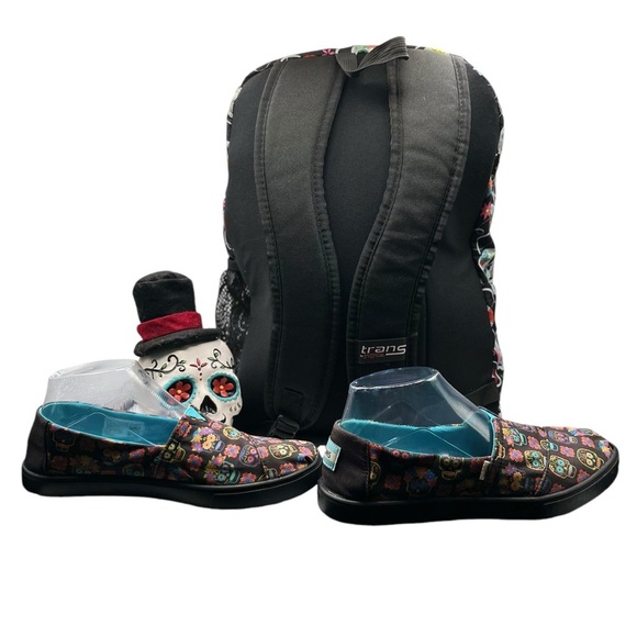 7.5 DIA De Los Muertos Toms preowned good condition and Jansport backpack lot - Picture 2 of 16